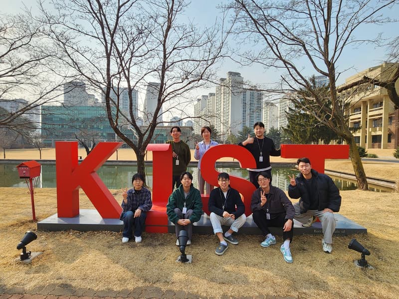 Group Photo with New Members Jaeyoung, Junhyeong, Seungwon, Welcome! 🎉 1