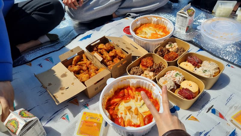 🌸 Annual Spring Picnic 🌸 thumbnail 3